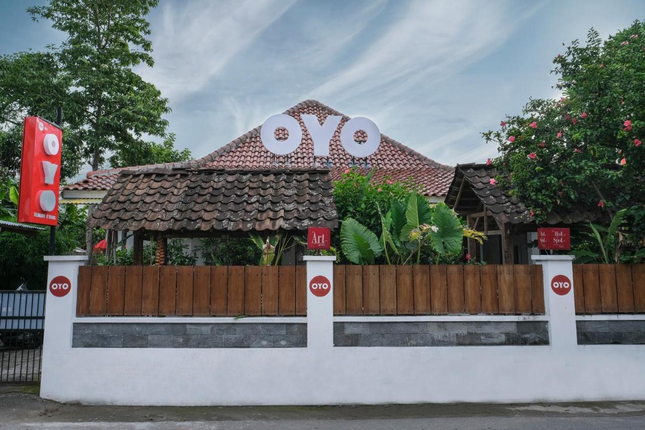 ホテル Oyo 287 ルマー エヤン ジョグジャカルタ エクステリア 写真